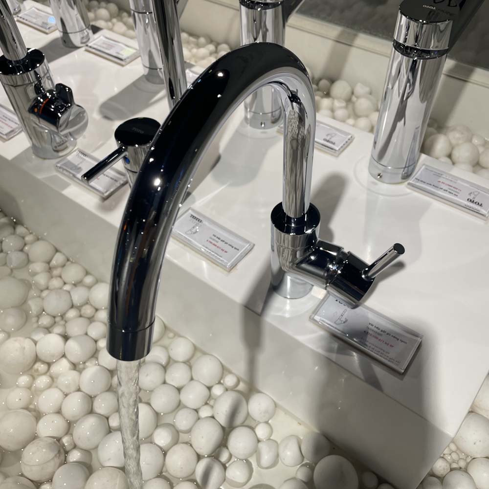 Vòi bếp nóng lạnh TOTO TX605KESBR