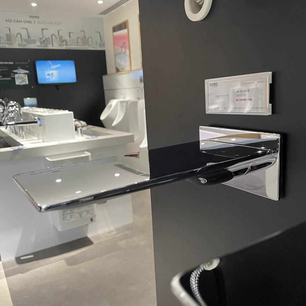 Vòi xả bồn âm tường ZL TOTO TBP02001B