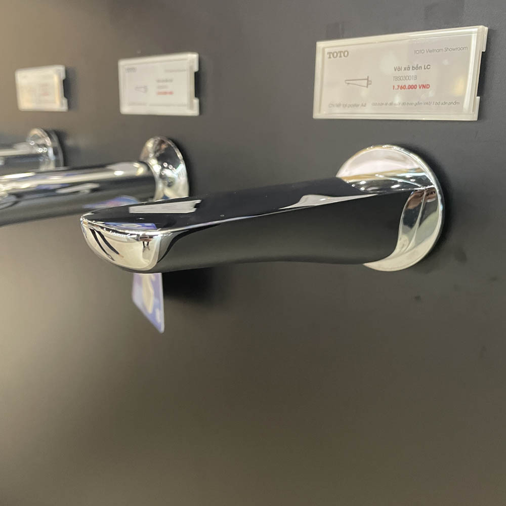 Vòi xả bồn âm tường LC TOTO TBS03001B