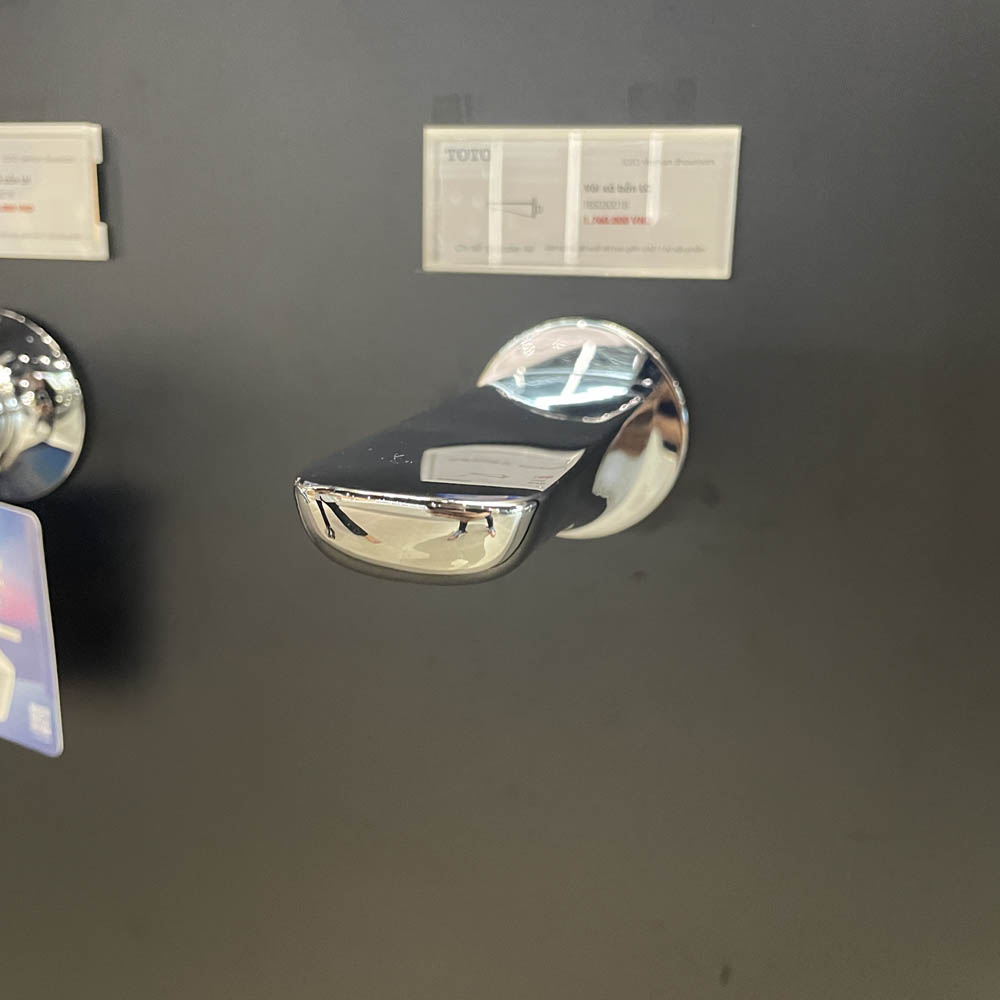 Vòi xả bồn âm tường LC TOTO TBS03001B