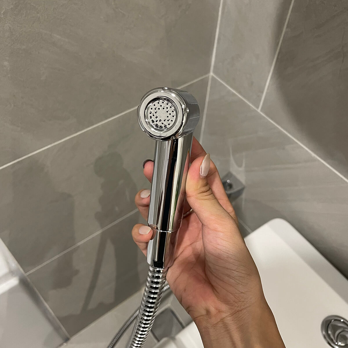 Vòi xịt vệ sinh TOTO TVCF201 nhựa mạ crom