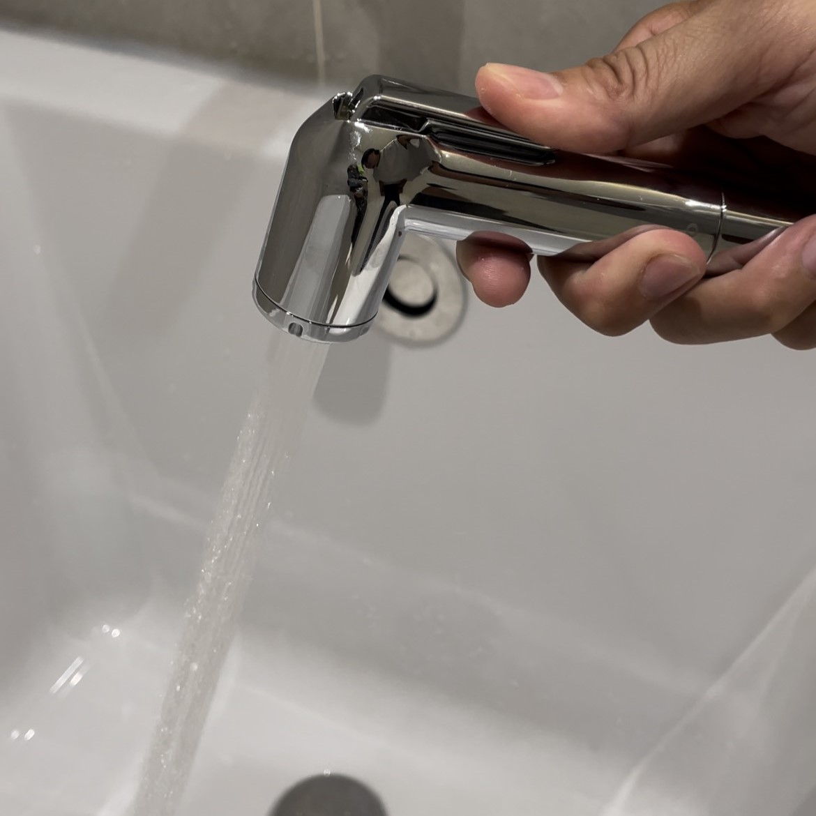 Vòi xịt vệ sinh TOTO TVCF201 nhựa mạ crom