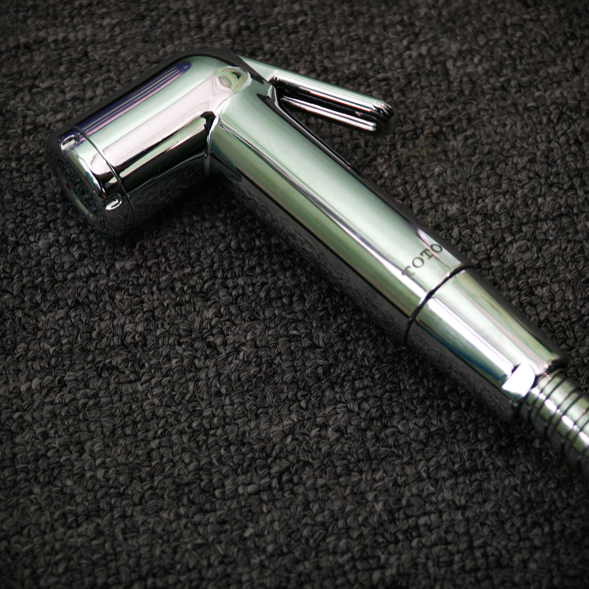 Vòi xịt vệ sinh TOTO TVCF201 nhựa mạ crom