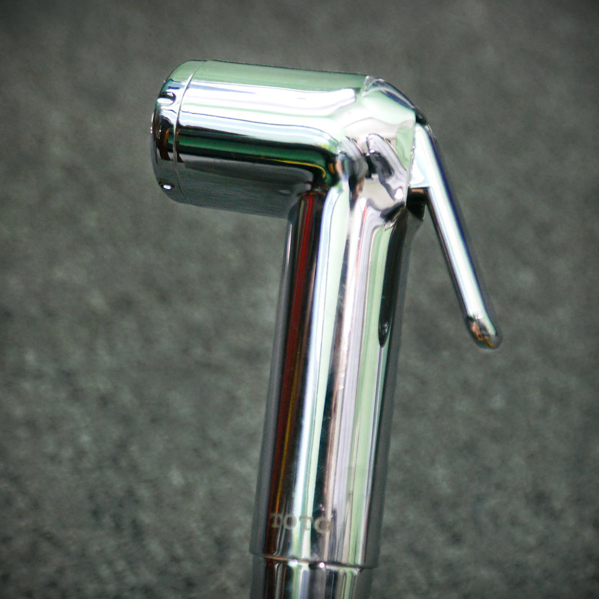 Vòi xịt vệ sinh TOTO TVCF201 nhựa mạ crom