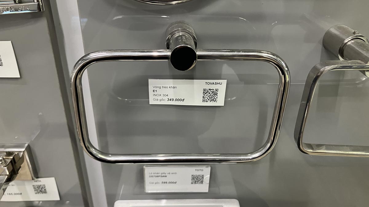 Vòng treo khăn Tovashu E1