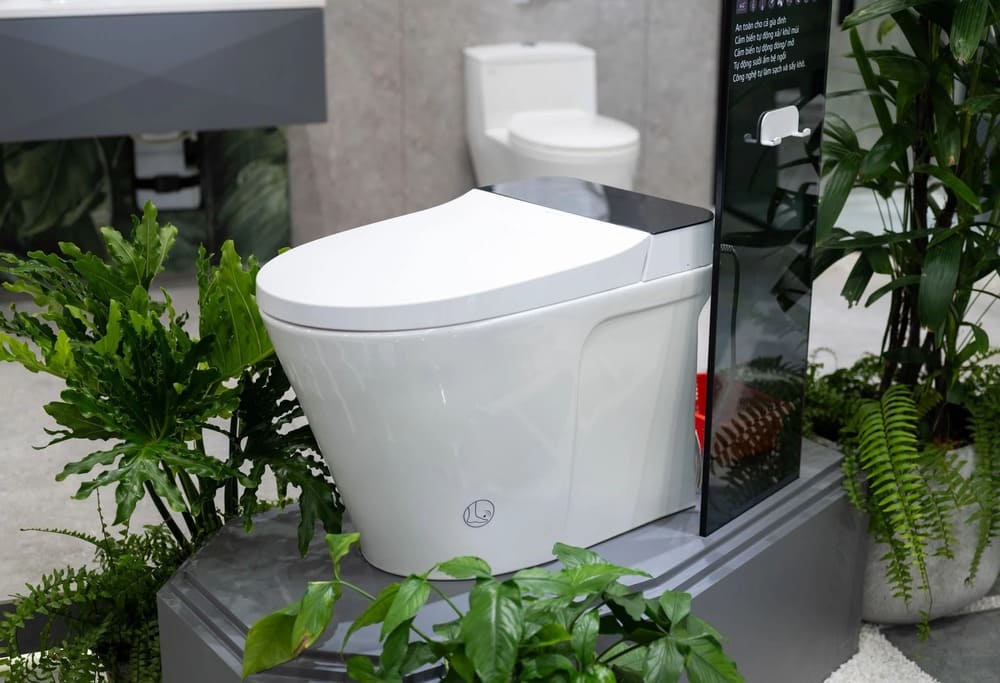 Bồn cầu điện tử Viglacera V882F (V.16.882F)