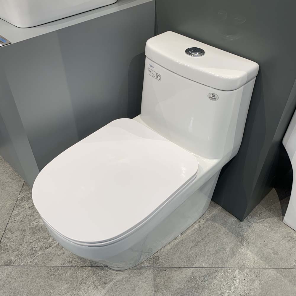 Bồn cầu 1 khối Viglacera V68 nắp êm (+ vòi xịt VG826 & van VG853)