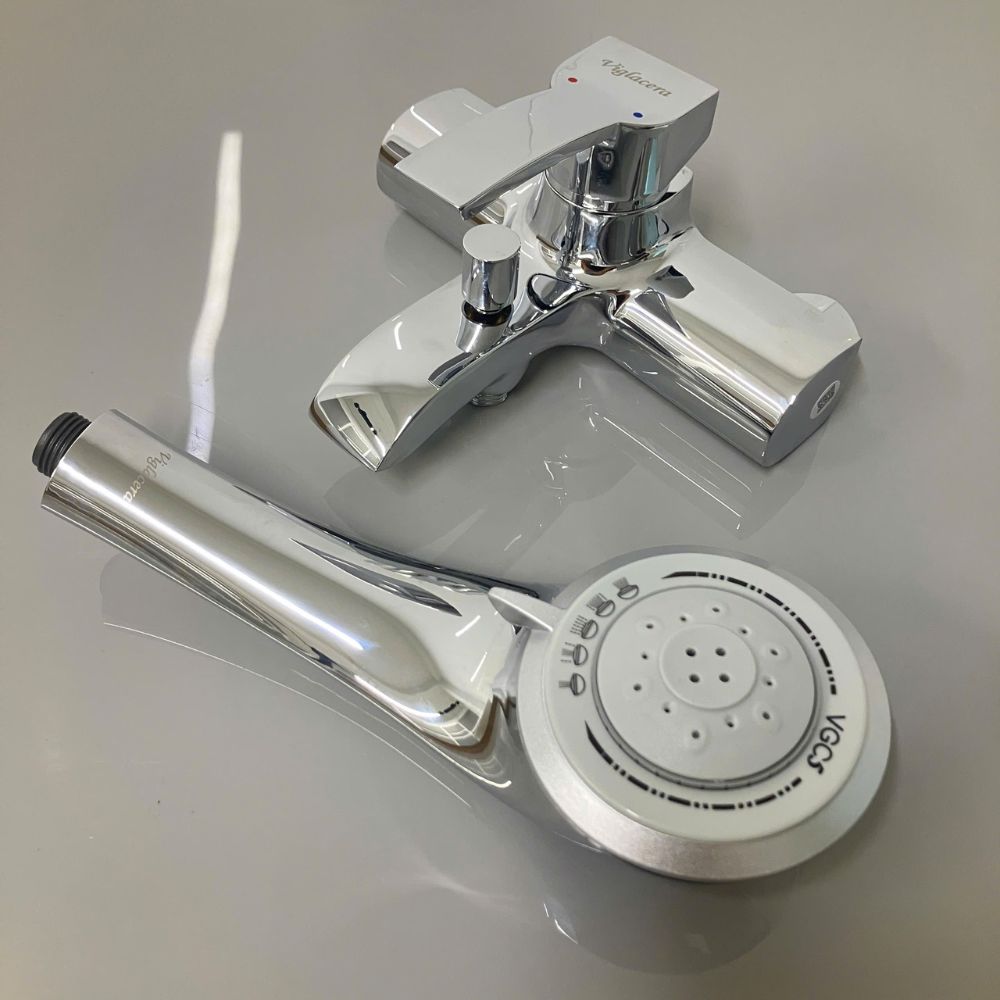 Sen tắm nóng lạnh Viglacera VG511