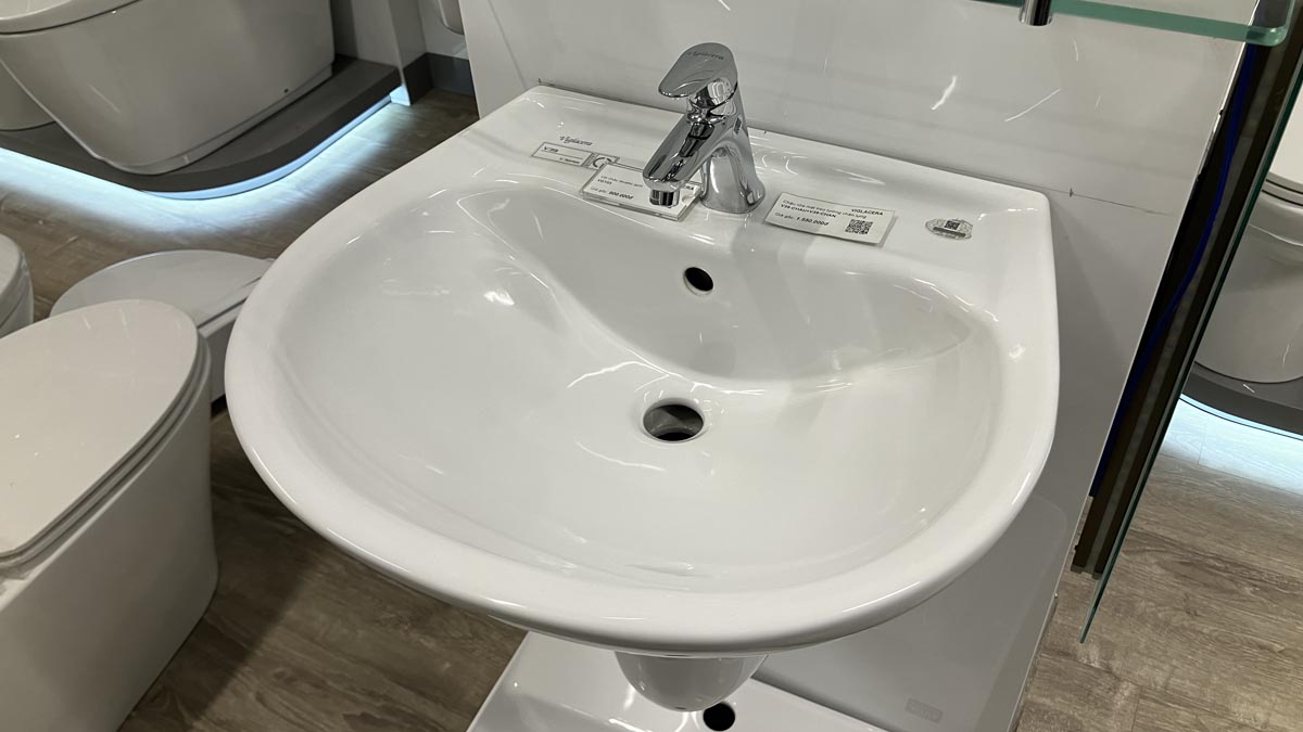 Chậu rửa lavabo treo tường Viglacera V39