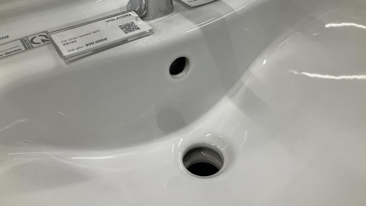 Chậu rửa lavabo treo tường Viglacera V39