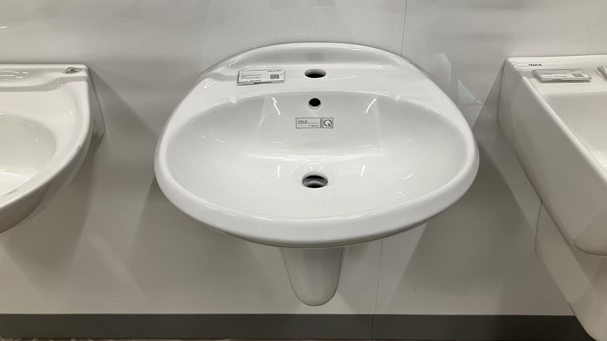 Chậu lavabo treo tường chân lửng Viglacera VTL3+VI5