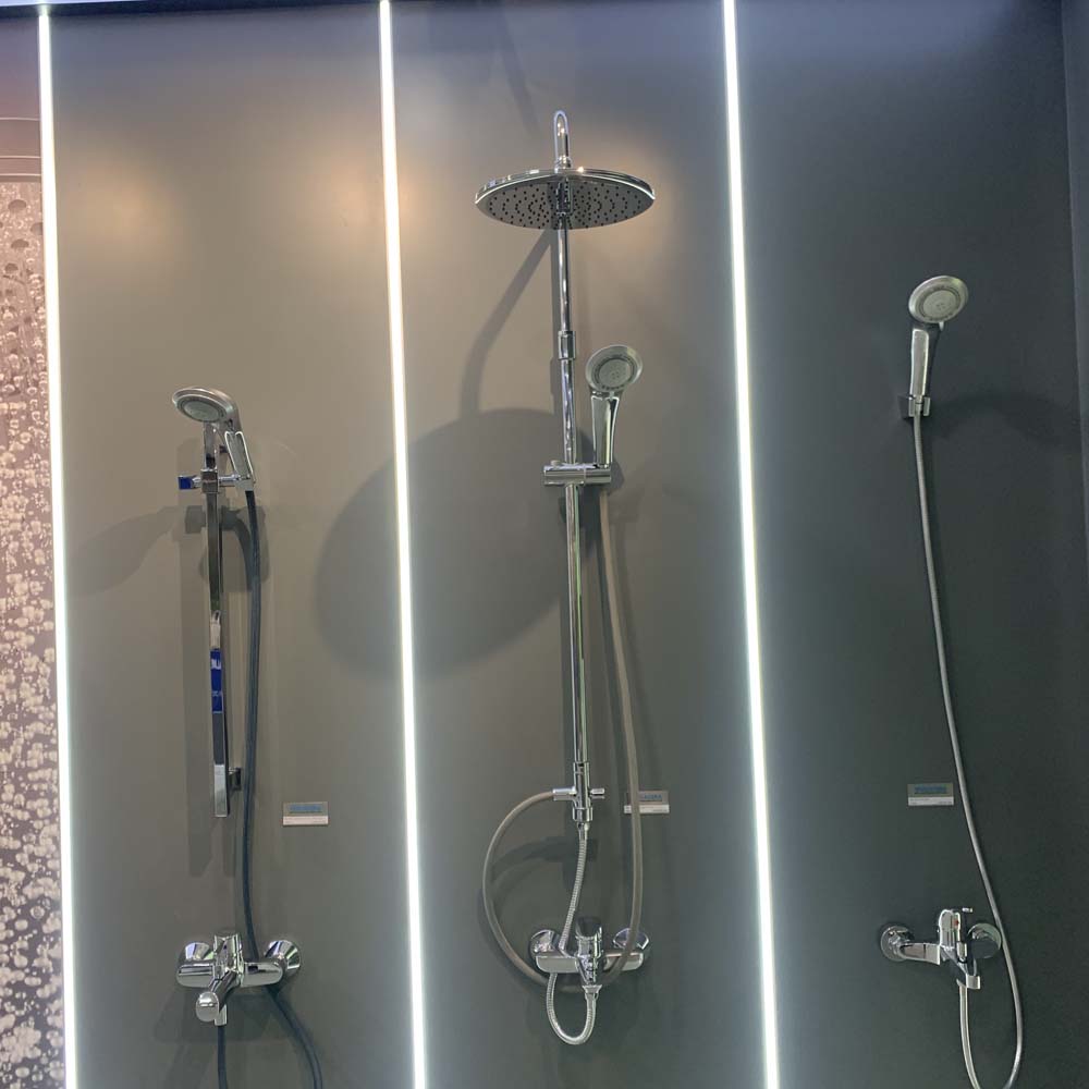 Sen ghép nóng lạnh có vòi Viglacera VG532.1