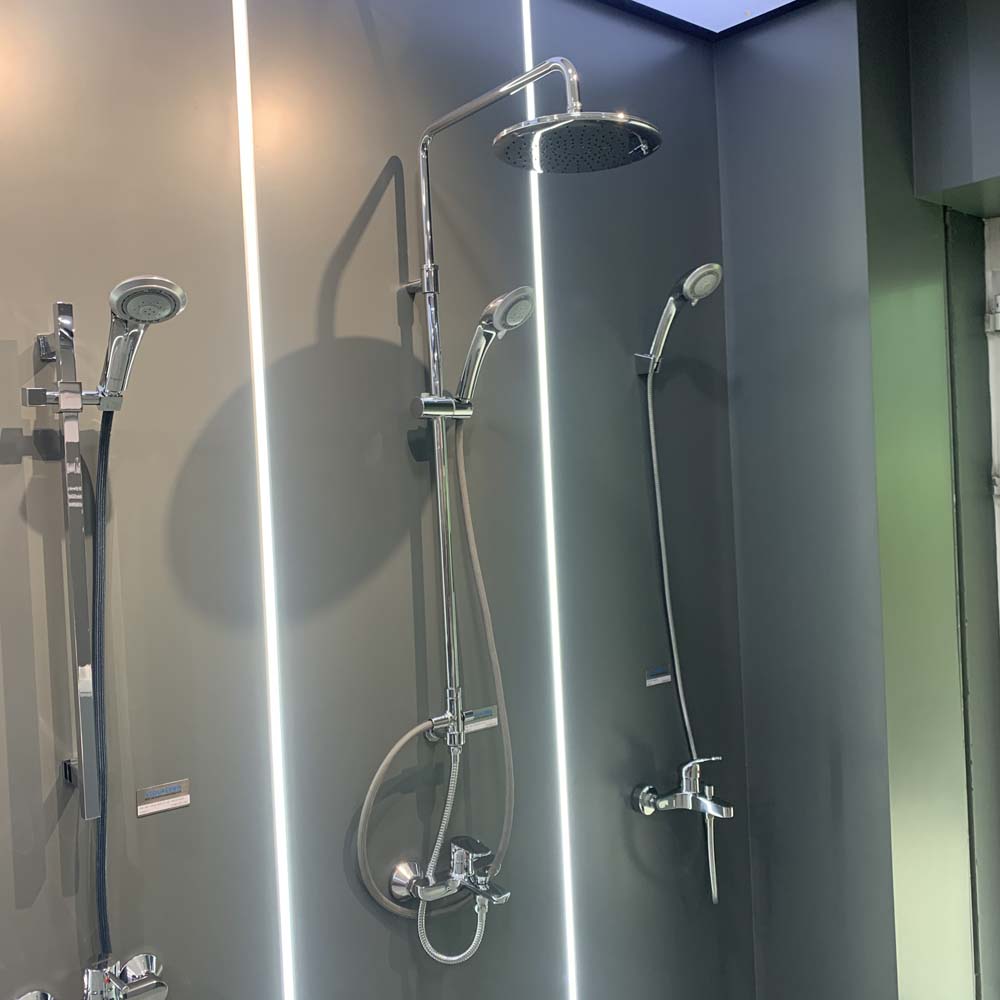 Sen ghép nóng lạnh có vòi Viglacera VG532.1