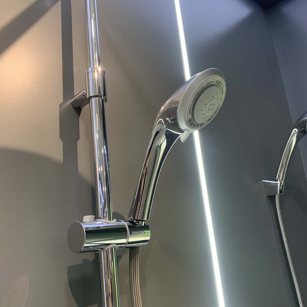 Sen ghép nóng lạnh có vòi Viglacera VG532.1