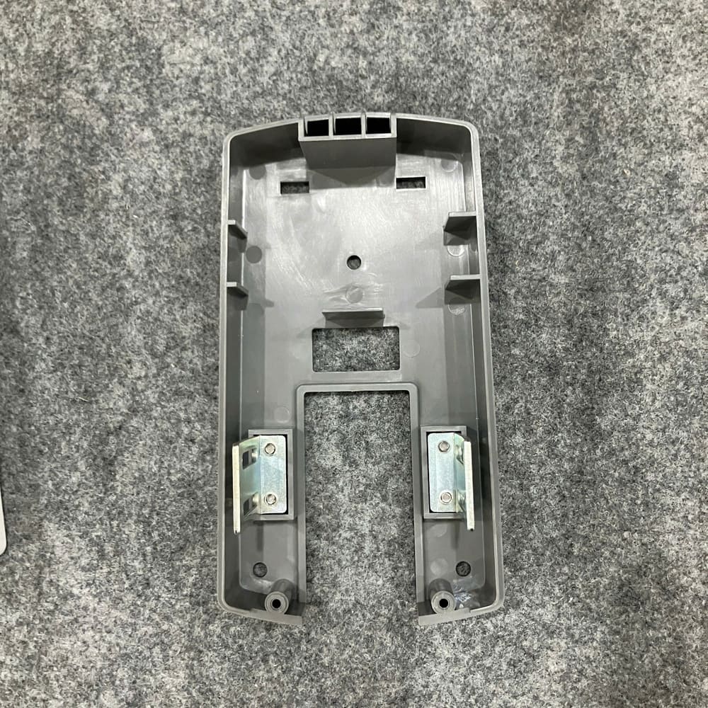 Bộ xả tiểu cảm ứng dương tường dùng pin Viglacera VG842