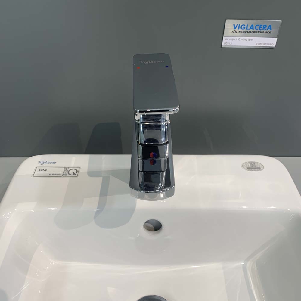 Vòi chậu lavabo nóng lạnh Viglacera VG112