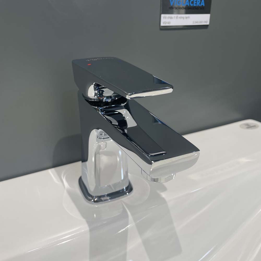Vòi chậu lavabo nóng lạnh Viglacera VG143